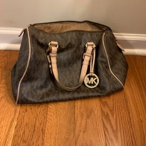 🎉Authentic Michael Kors bag 🎉